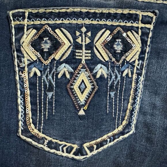 Lucky & Blessed Embroidered Dark Wash Mid Rise Bootcut Jeans NWT - Picture 9 of 12